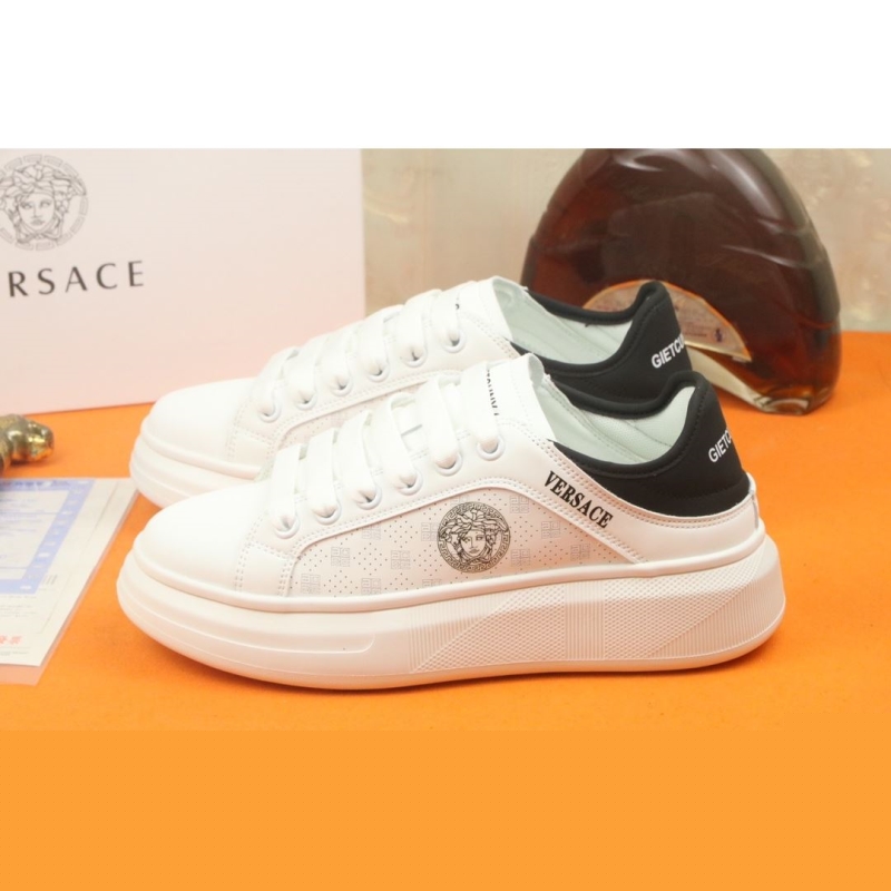 Givenchy Sneakers